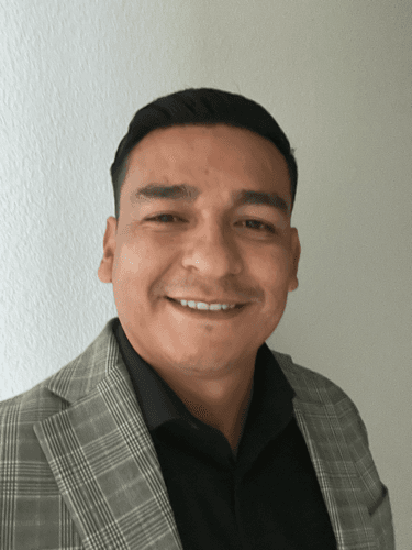 Gustavo G Lopez